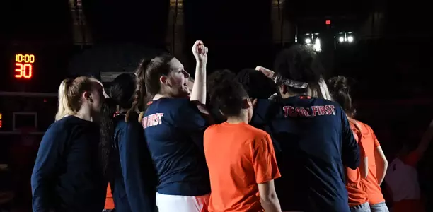 Huddle pregame vs. Iowa