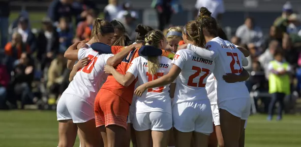 Starters Huddle vs. Michigan State