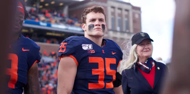 Illinois Fighting Illini linebacker Jake Hansen (35)Illinois Football vs. Rutgers in Champaign, IllinoisNovember 02, 2019