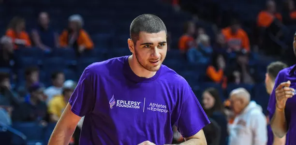 Illinois Fighting Illini forward Giorgi Bezhanishvili (15)Illinois Men's Basketball vs. Mississippi Valley State in Champaign, Illinois.November 25, 2018Photo Credit: Cary Frye / Illinois Athletics