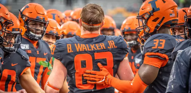 Illinois Fighting Illini tight end Bobby Walker (83)Illinois Football vs. Northwestern in Champaign, Illinois.November 30, 2019Photo Credit: Michael Glasgow / Illinois Athletics
