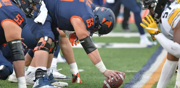 offensive lineman Doug Kramer of the Illinois Fighting IlliniIllinois Football vs. Iowa in Champaign, IllinoisNovember 17, 2018Photo Credit: Craig Pessman / Illinois Athletics