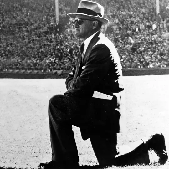 George Halas
Illinois Athletics Hall of Fame