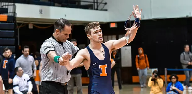 Travis Piotrowski - Illinois Wrestling vs. Fresno State - 02/21/20