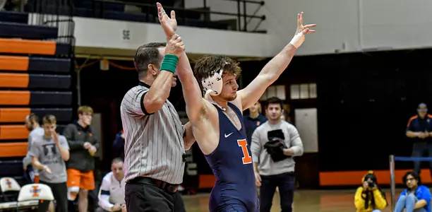 Eric Barone - Illinois Wrestling vs. Fresno State - 02/21/2020