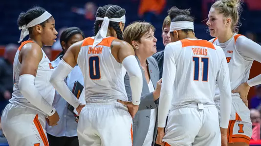 Nancy Fahey team huddleIllinois Women's Basketball vs. Holy Cross in Champaign, IllinoisNovember 09, 2019
