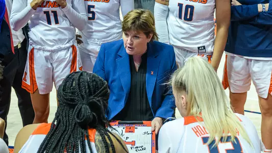 Nancy Fahey, team huddleIllinois Women's Basketball vs. Northwestern in Champaign, Illinois