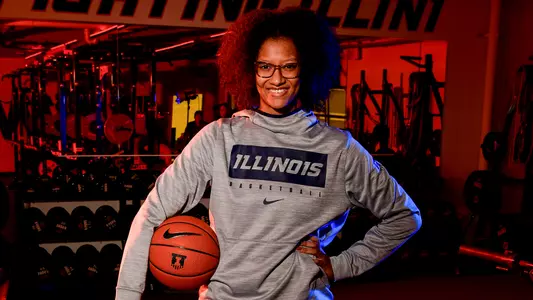 Illinois Women's Basketball - Eva Rubin