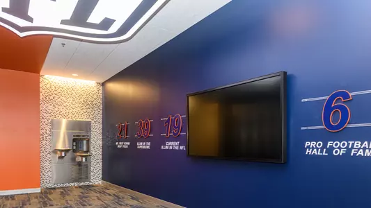 Illinois Football, Henry Dale and Betty Smith Football Performance Center