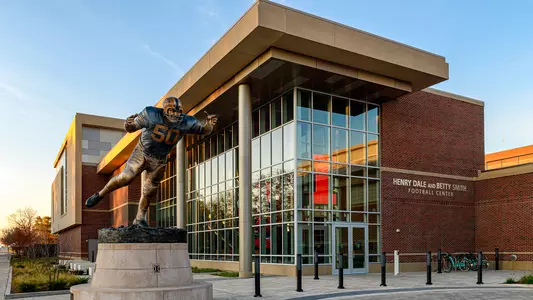 Illinois Football, Henry Dale and Betty Smith Football Performance Center
