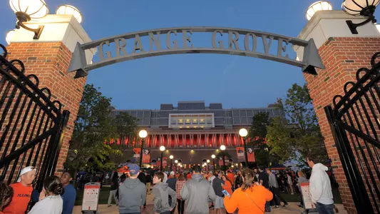 Illinois Fighting Illini Football Memorial Stadium