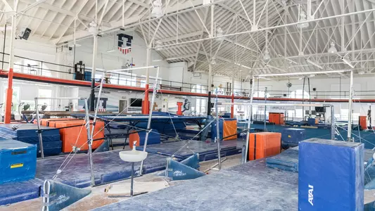 Kenney Gym
Illinois Fighting Illini Gymnastics
