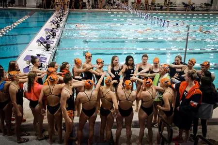 Swim & Dive Huddle at Northwestern