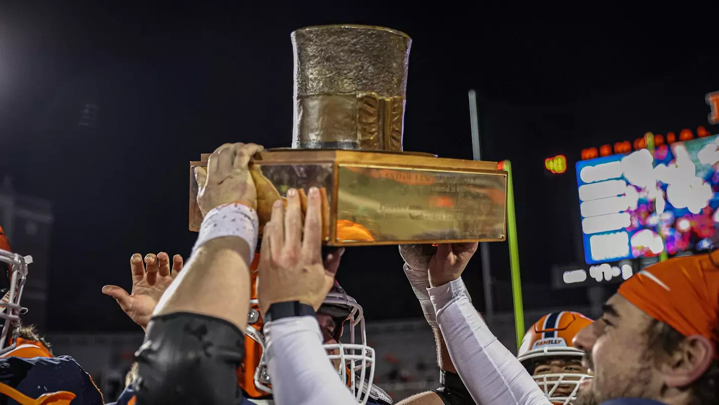Land of Lincoln Trophy