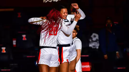 Erika Porter (20), Eva Rubin (22)Illinois Fighting Illini Women's Basketball vs. Minnesota - 3/5/21