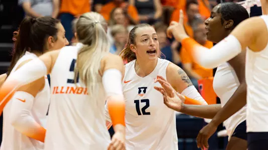 Illinois fighting Illini women's volleyball vs purdue 9-30-22