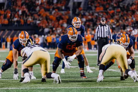 Jordyn Slaughter (66)Illinois Fighting Illini Football vs. Iowa - 10/9/2022