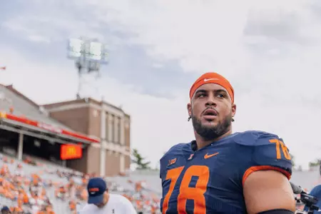 Isaiah Adams (78)Illinois Fighting Illini Football vs. Virginia - 9/10/2022