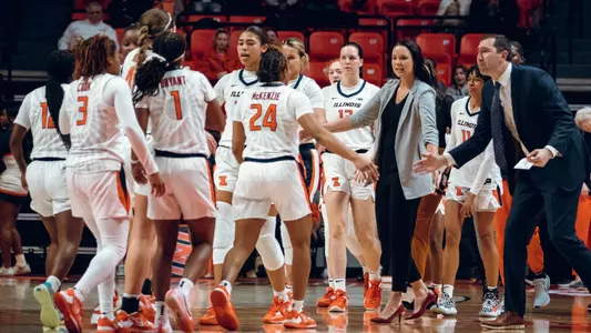 Illini WBB team bench