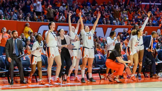 Illini WBB bench celebration