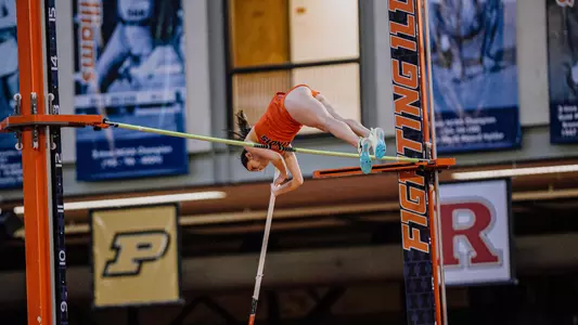 Mia Morello at Illini Classic
