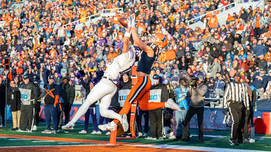 Casey Washington vs Northwestern - 11/25/23