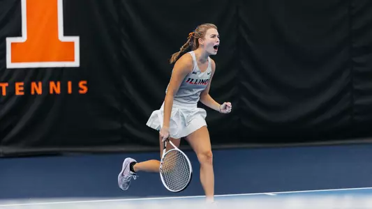Emily Casati Illinois Fighting Illini vs Penn State