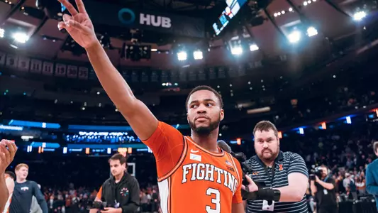 Image Taken At Illinois Fighting Illini vs. Texas Longhorns Men's Basketball Game, Madison Square Garden, New York City, Tuesday, December 6, 2022. Courtney Bay/Illinois Athletics
