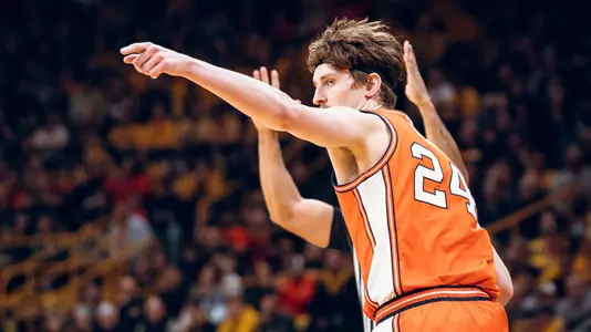 Image Taken At Illinois Fighting Illini at Iowa Hawkeyes Men’s Basketball Game, Carver-Hawkeye Arena, University of Iowa, Iowa City, IA, Saturday, February 4, 2023. Courtney Bay/Illinois Basketball