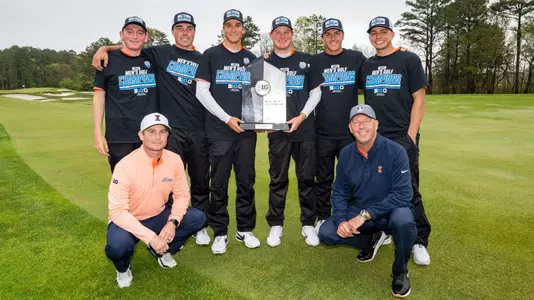 2023 Big Ten Men's Golf Champions Team Photo
