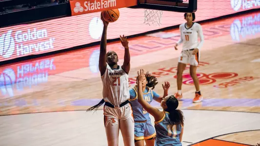 Aïcha Ndour Illinois Fighting Illini Women's Basketball vs. LIU-11/09/2022