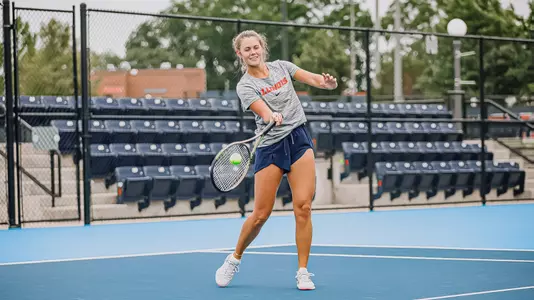 McKenna Shaefbauer 2023 fall practice