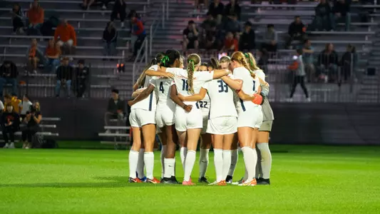 CHAMPAIGN, IL - September 21, 2023 - Illinois soccer team During the match between the Indiana and the Illinois Fighting Illini at Demirjian Park in Champaign, IL. Photo By Richard Lu