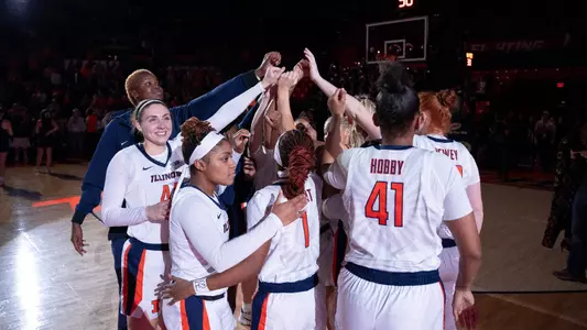 CHAMPAIGN, IL - January 25, 2024 - The Illinois Fighting Illini before the game between the Ohio State Buckeyes and the Illinois Fighting Illini at State Farm Center in Champaign, IL. Photo By Madison Dabrowski