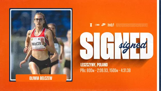 Oliwia Belczew signing