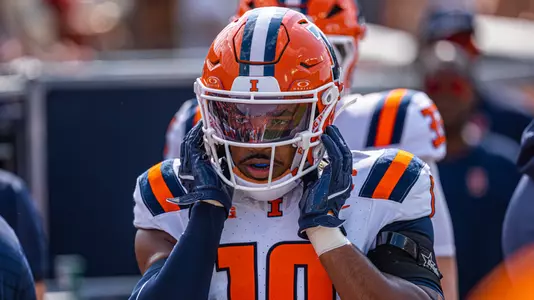 WEST LAFAYETTE, IN - October 4, 2025 - Defensive Back Miles Scott (#10) during the game between the Purdue Boilermakers and the Illinois Fighting Illini at Ross–Ade Stadium in West Lafayette, Ind. Photo by Aaron Quinn/Fighting Illini
