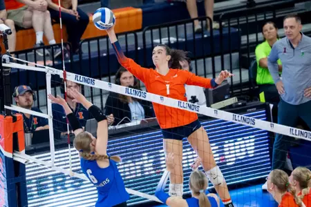 CHAMPAIGN, IL - September 21, 2025 - Opposite Hitter Auburn Tomkinson (#1) during the match between the Eastern Illinois Panthers and the Illinois Fighting Illini at Huff Hall in Champaign, IL. Photo By Ashley Ray/Fighting Illini