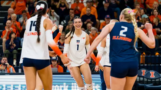 Illini VB vs Washington - Auburn Tomkinson