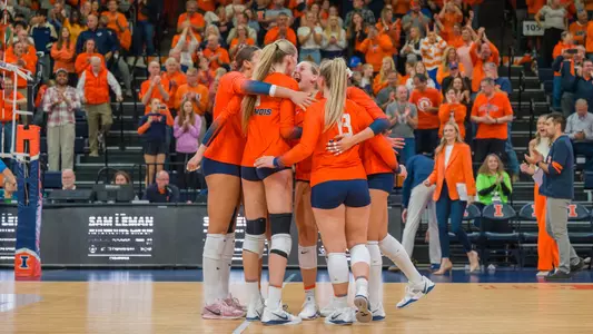 Illinois VB vs Iowa - celebration