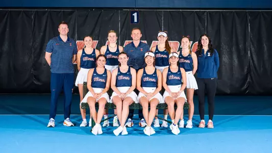 2024-25 Illinois Women's Tennis Team photo