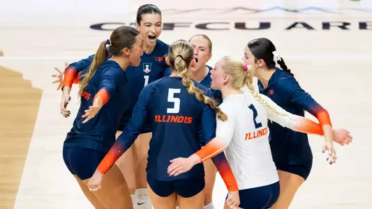 NORMAL, IL - September 14, 2025 - Fighting Illini during the game between the Illinois State Redbirds and the Illinois Fighting Illini at CEFCU Arena in Normal, IL. Photo by Ashley Ray/Fighting Illini