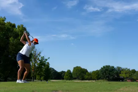 CHAMPAIGN, IL - August 31, 2025 - Sofia Vargas during practice at Lincolnshire Fields Country Club in Champaign, IL. Photo By Ashley Ray/Fighting Illini