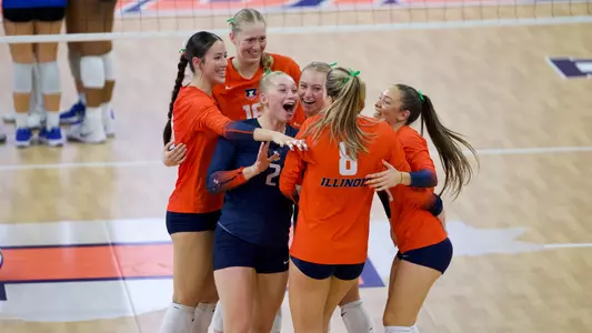 Illinois VB vs EIU