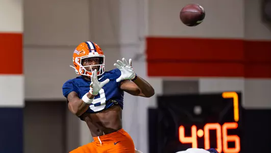 CHAMPAIGN, IL - April 01, 2026 - Wide Receiver Alex Perry (#9) during practice at Gies Memorial Stadium in Champaign, IL. Photo By Quinten Truitt