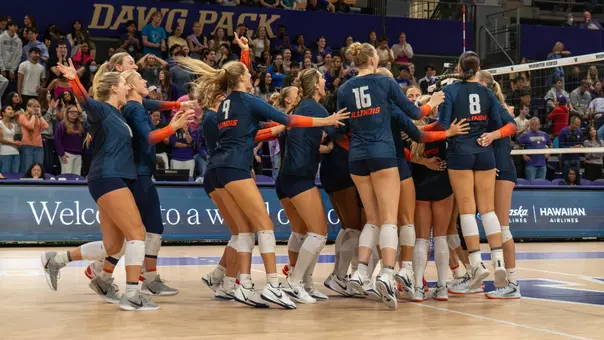 ILLINI VB - Celebration at Washington