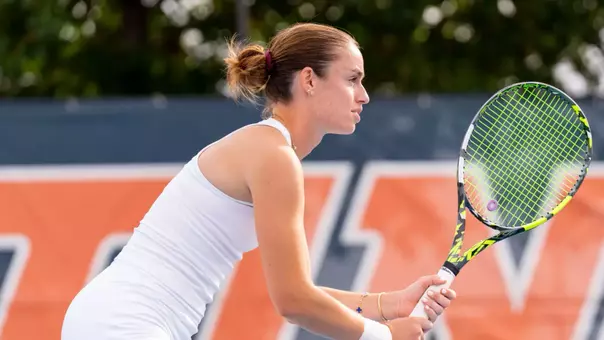 Rosie Seccia during the ITA Midewst Regionals at Atkins Tennis Center in Champaign, IL on October 09, 2026. Photo By Ashley Ray/Fighting Illini