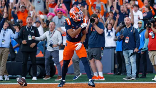 Wide Receiver Collin Dixon (#17) during the game between the Oregon Ducks and the Illinois Fighting Illini at Gies Memorial Stadium in Champaign, IL on October 24, 2026. Photo By Quinten Truitt