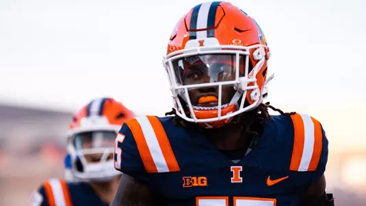 CHAMPAIGN, IL - August 29, 2025 - \fb during the game between the Western Illinois Leathernecks and the Illinois Fighting Illini at Memorial Stadium in Champaign, IL. Photo by Lucas Sun/Fighting Illini