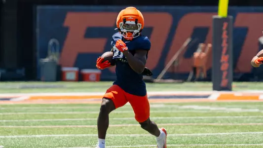 CHAMPAIGN, IL - August 09, 2025 - Running Back John Forster (#20) during practice at Memorial Stadium in Champaign, IL. Photo by Ashley Ray/Fighting Illini