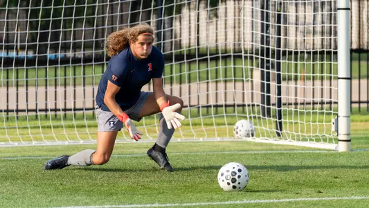 CHAMPAIGN, IL - August 07, 2025 - Goalkeeper Cailynn Junk (#25) before the game between the Marquette Golden Eagles and the Illinois Fighting Illini at Demirjian Park Stadium in Champaign, IL. Photo by Ashley Ray/Fighting Illini